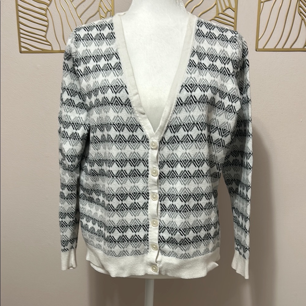 Women’s Button Up Sweater